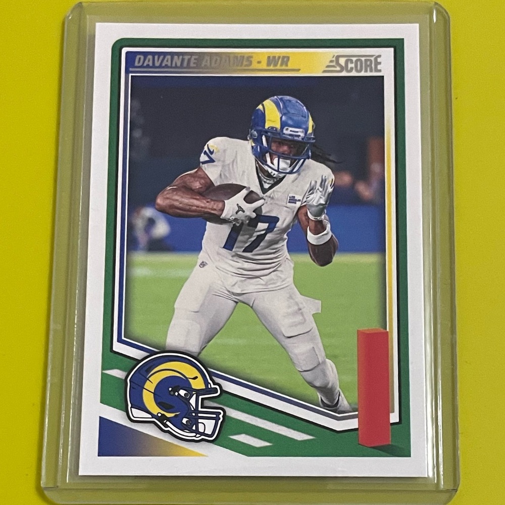 Davante Adams #73 2025 Panini Score Football Trading Card
